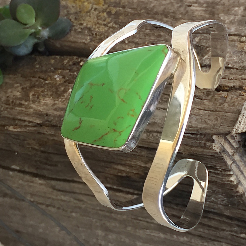 Rare TAXCO Gaspeite & Sterling Silver Cuff